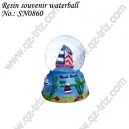Resin souvenir waterball